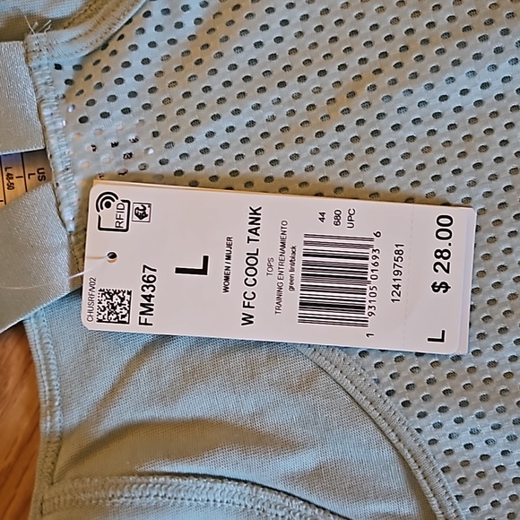 NWT W FC COOL TANK - Picture 3 of 3